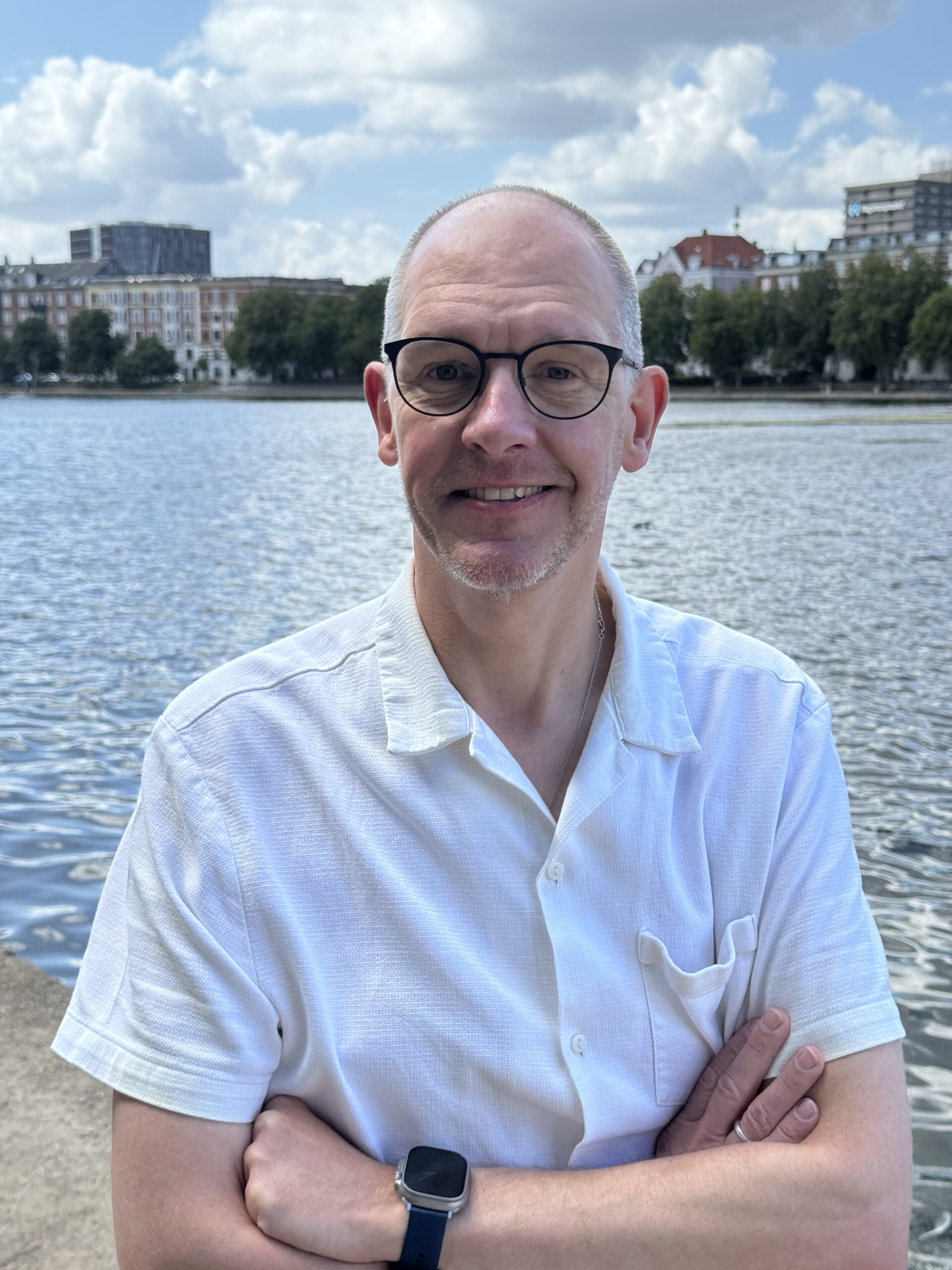 Peter Reismer foran Søerne i København